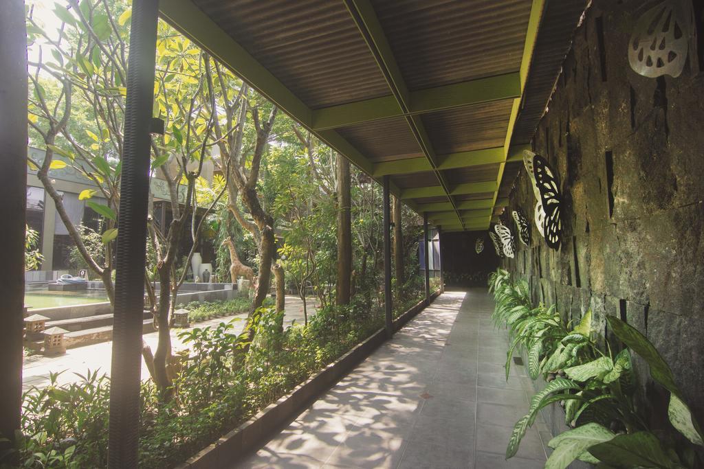 Savita Garden Inn Yogyakarta Exterior photo